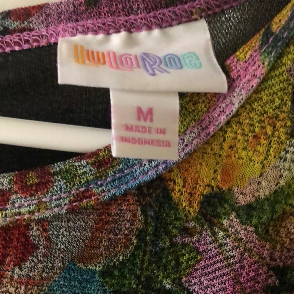 Lularoe - Picture 4 of 5
